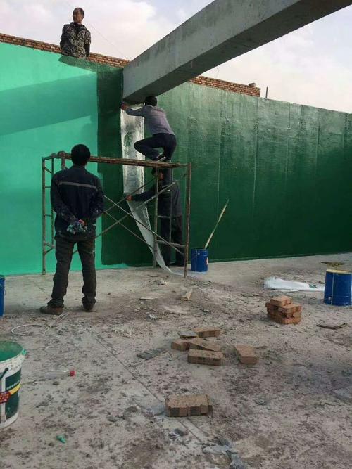 桓台针对老旧车间地面普遍存在的起砂、裂缝问题